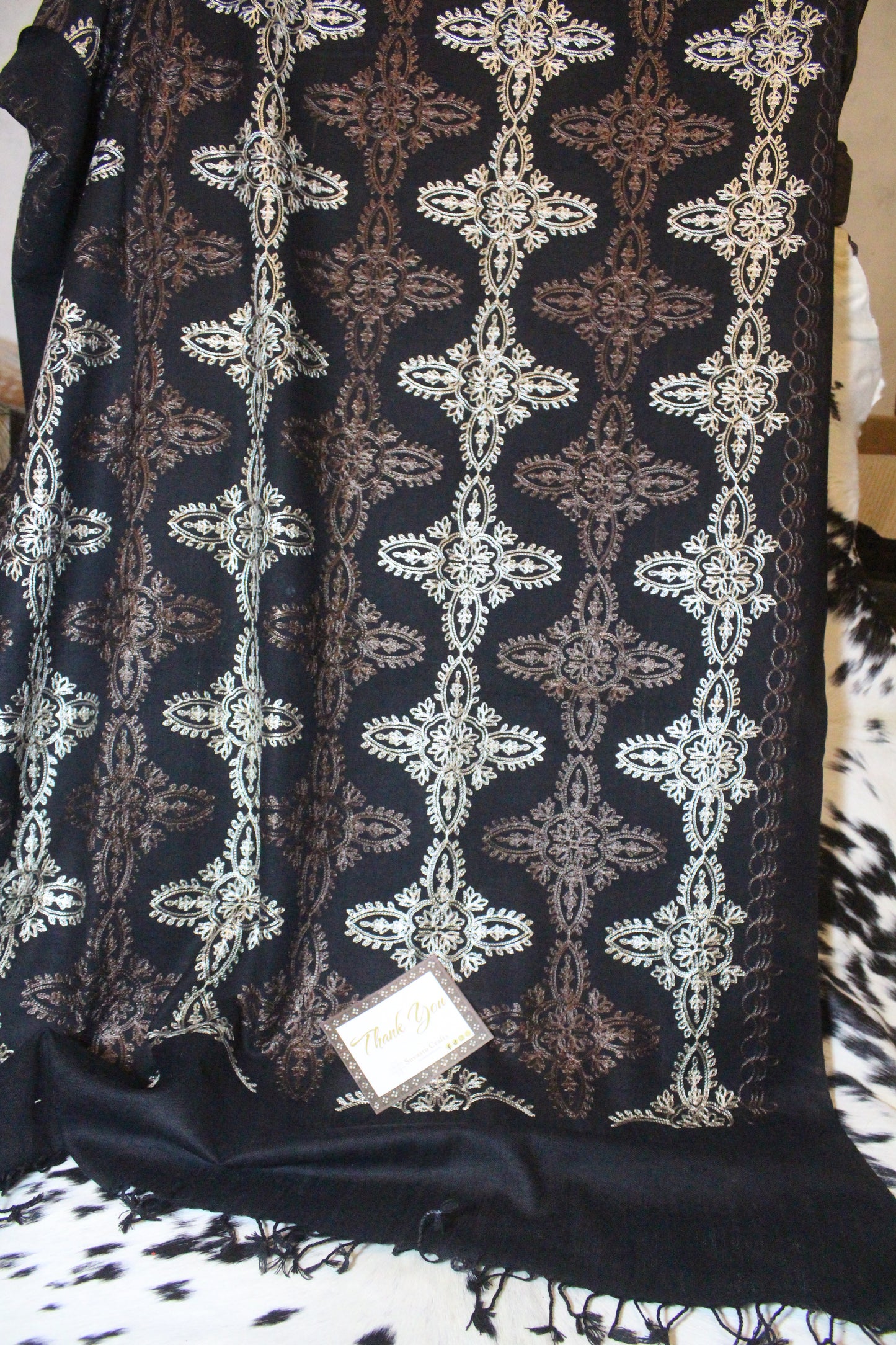 Swati Embroidery Wool Black F