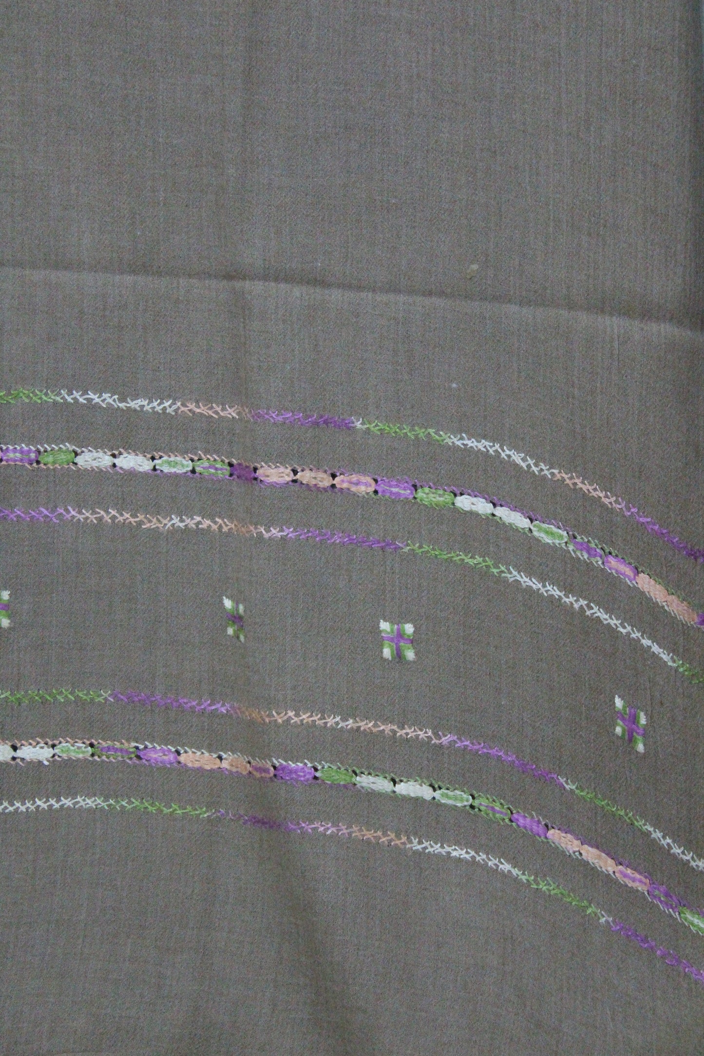 Swati Embroidery Wool Brown