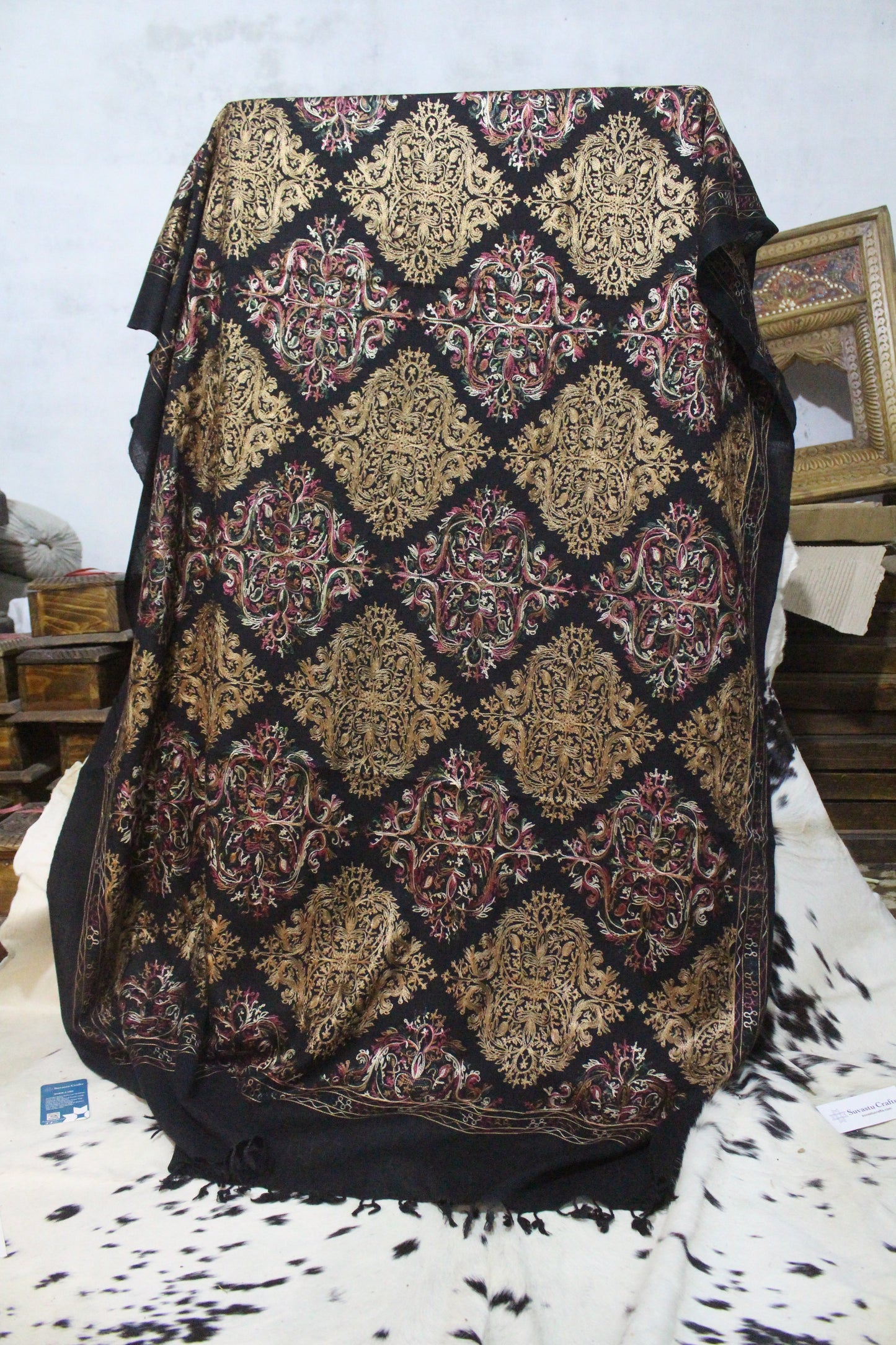 Swati Embroidery Wool BLack AL