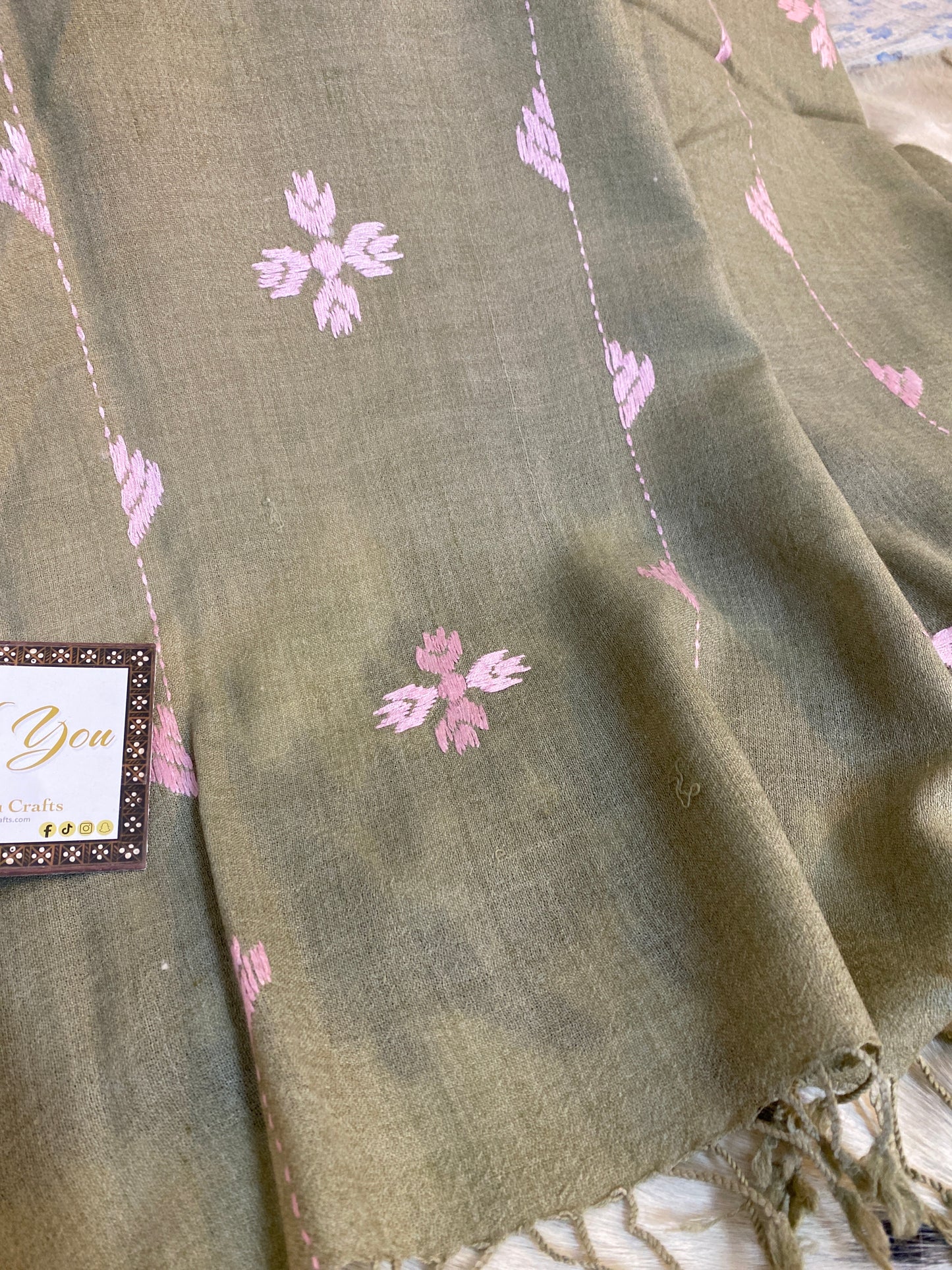 Swati Embroidery Wool Gray F