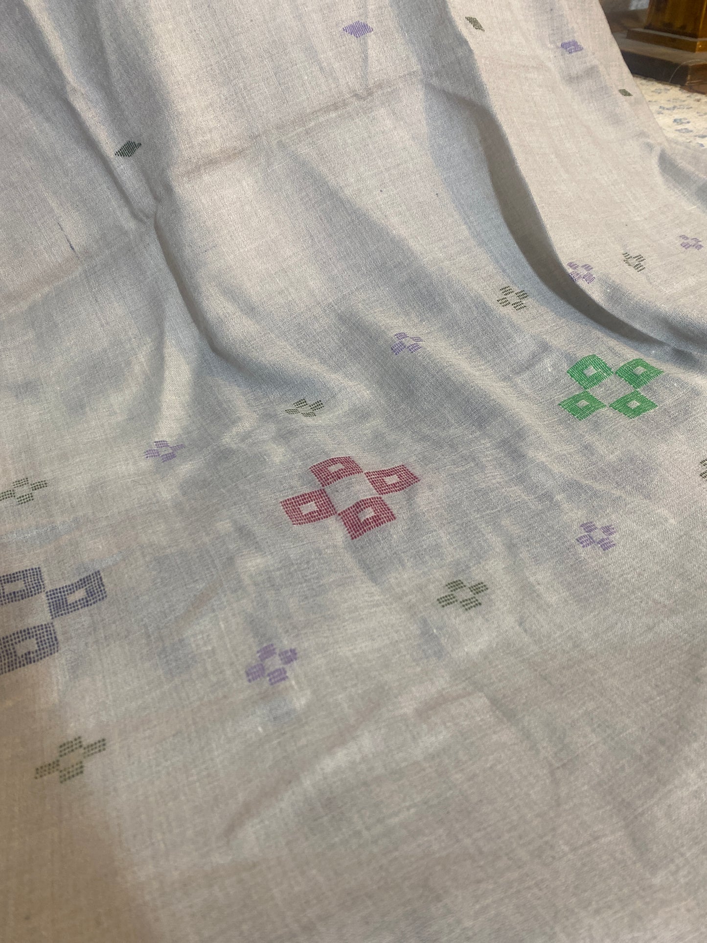 Swati Hand Kadhi Wool Gray