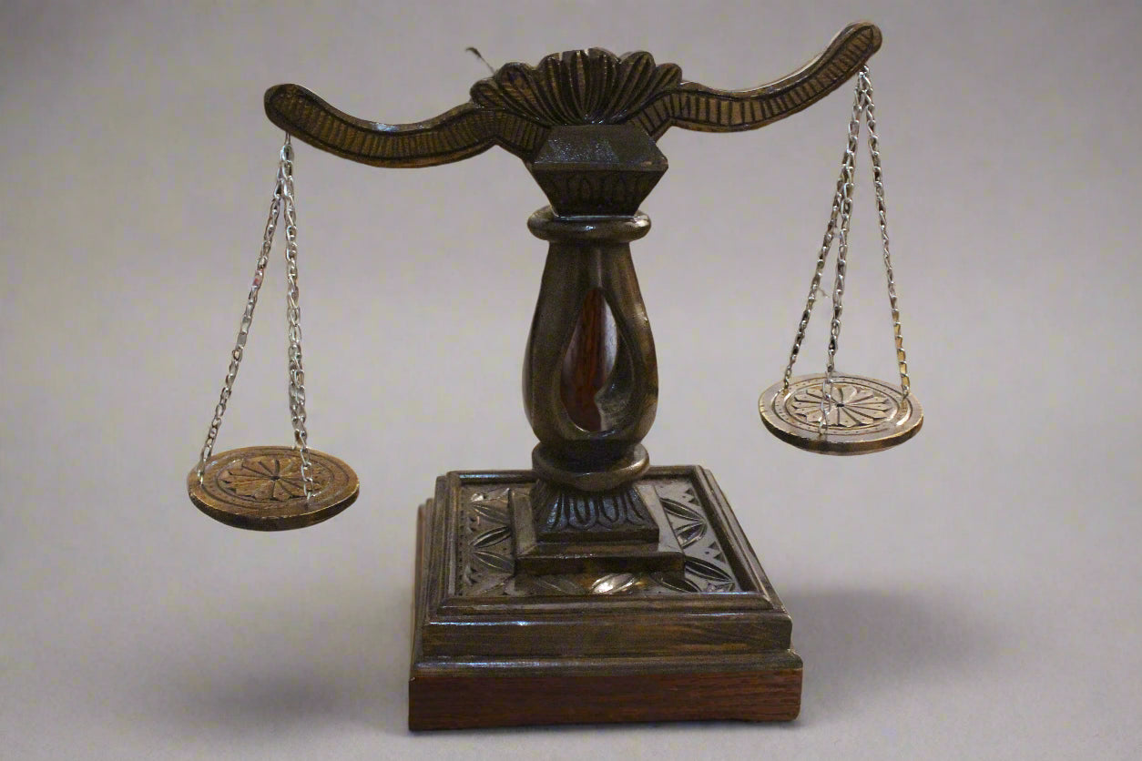 Hand Carving Scale