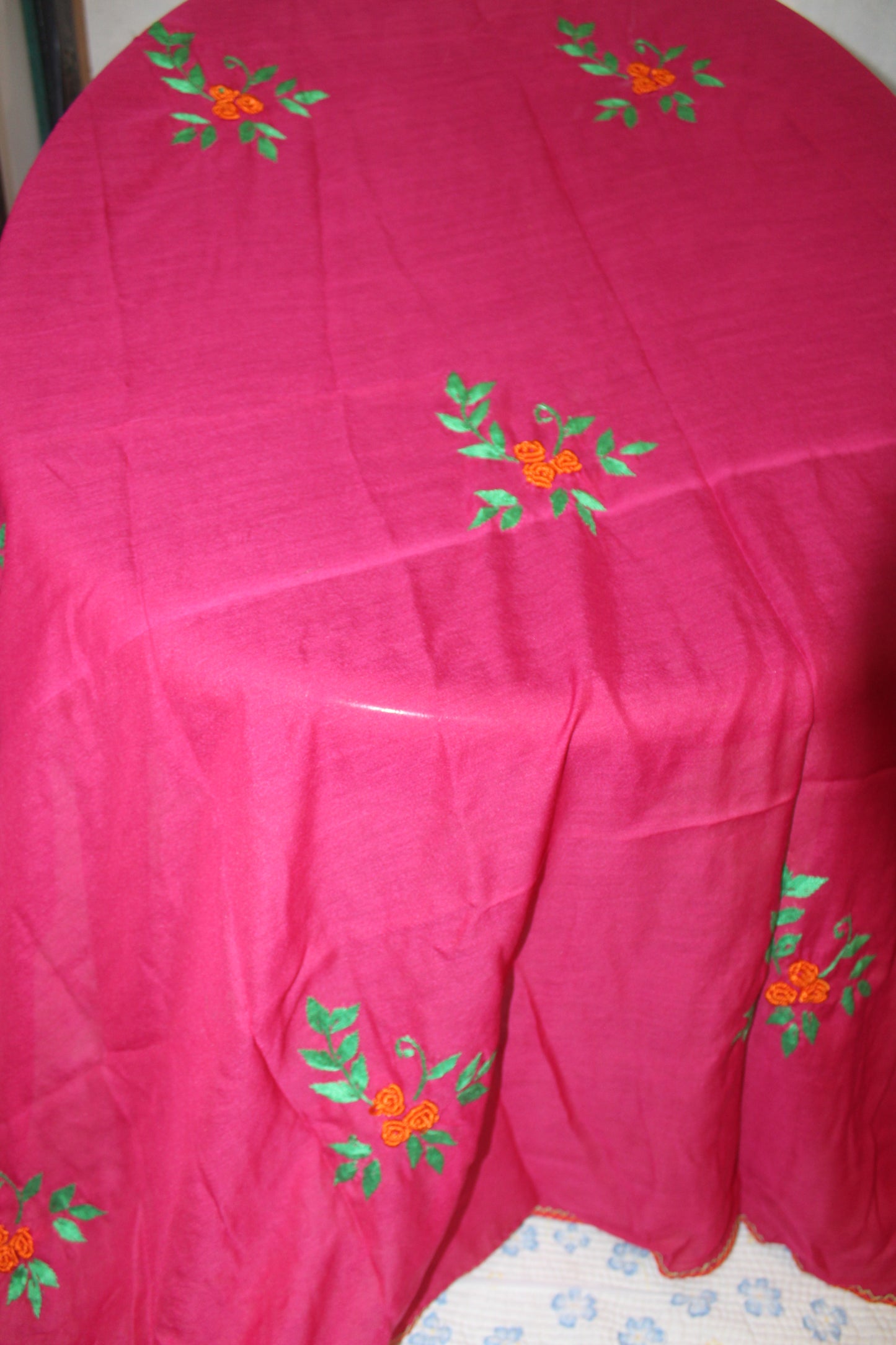 Summer Swiss Shawl Pink