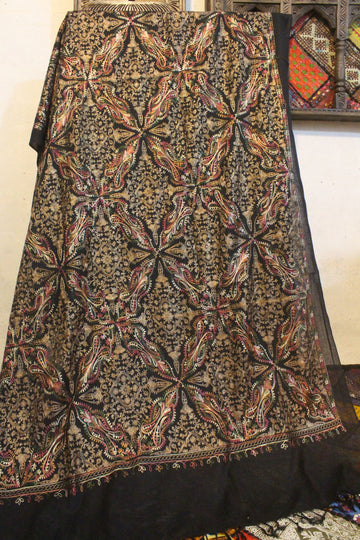 Swati Embroidery Wool Black B