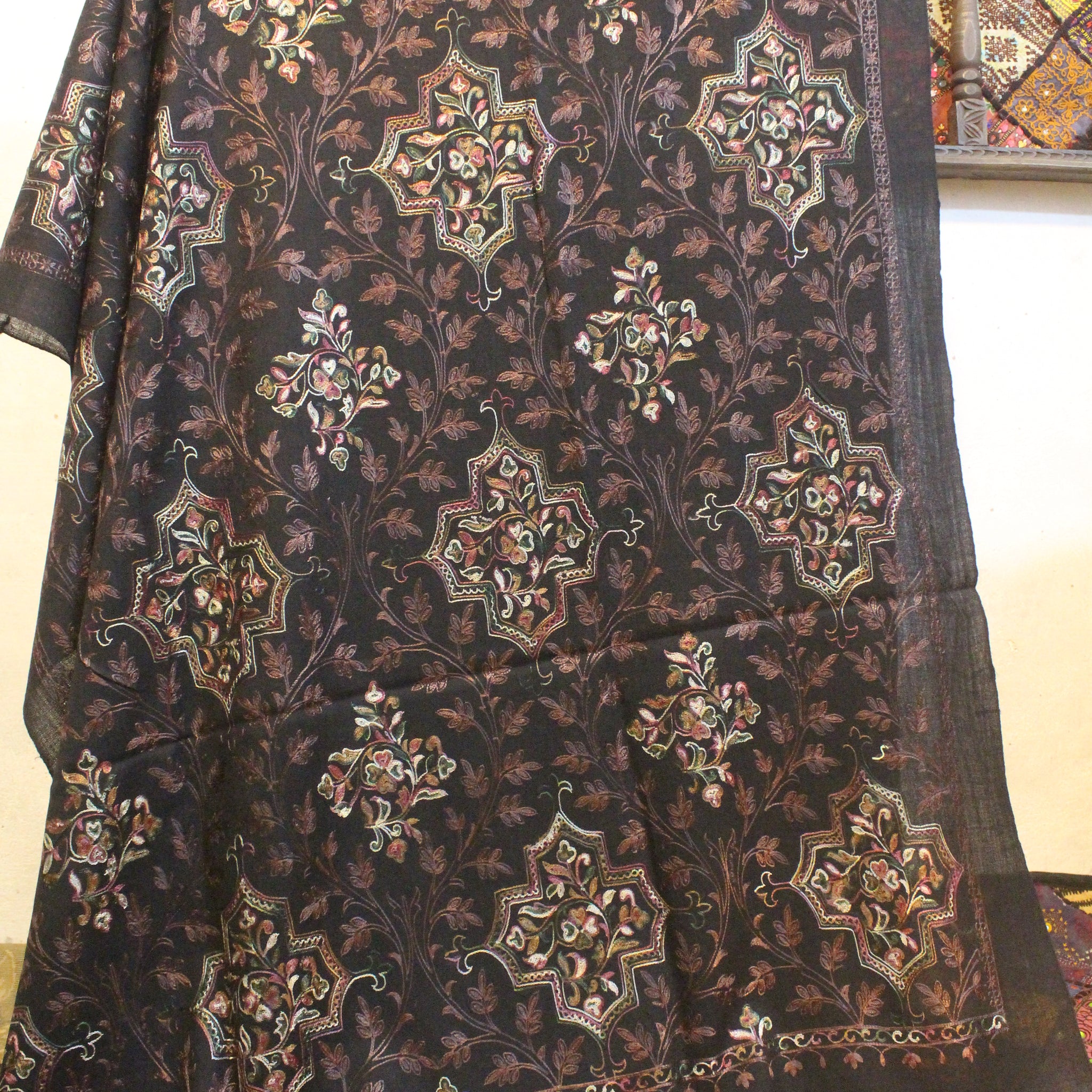 Swati Embroidery Wool Black D