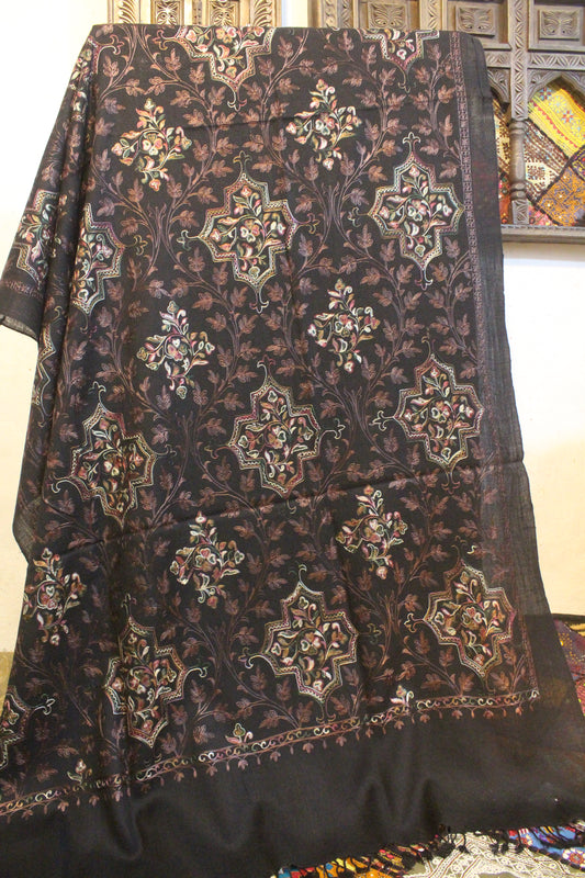 Swati Embroidery Wool Black D