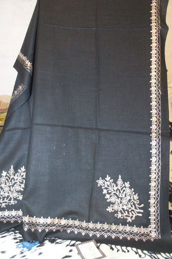 Swati Embroidery Wool Black H