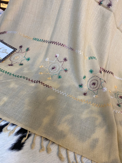 Swati Embroidery Wool Creamy CD