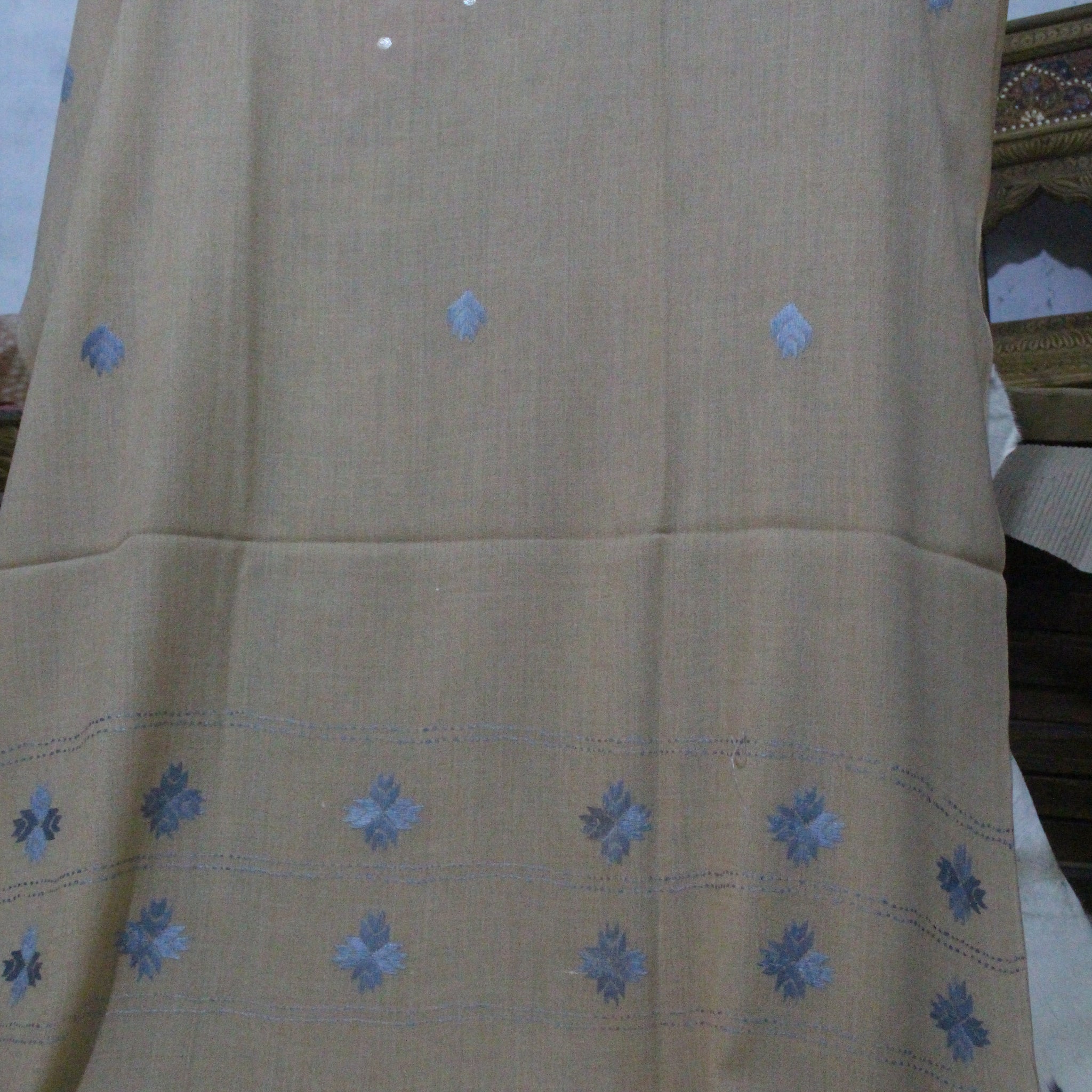 Swati Embroidery Wool Brown