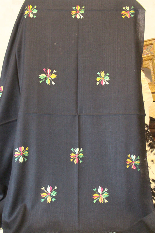 Swati Embroidery Wool Black L