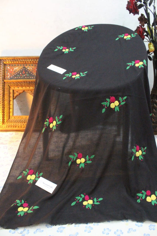 Summer Swiss Shawl Black A