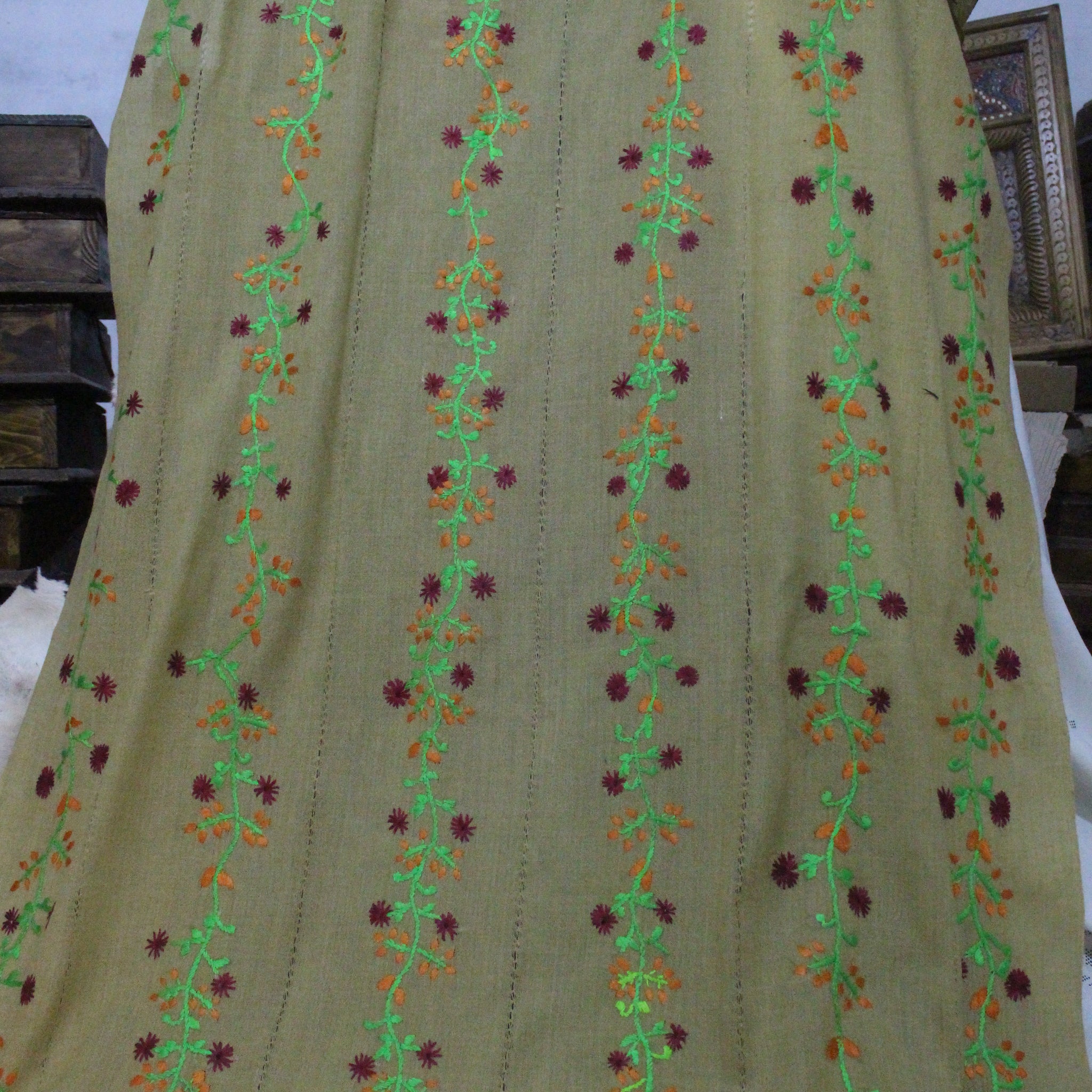 Swati Embroidery Wool BE
