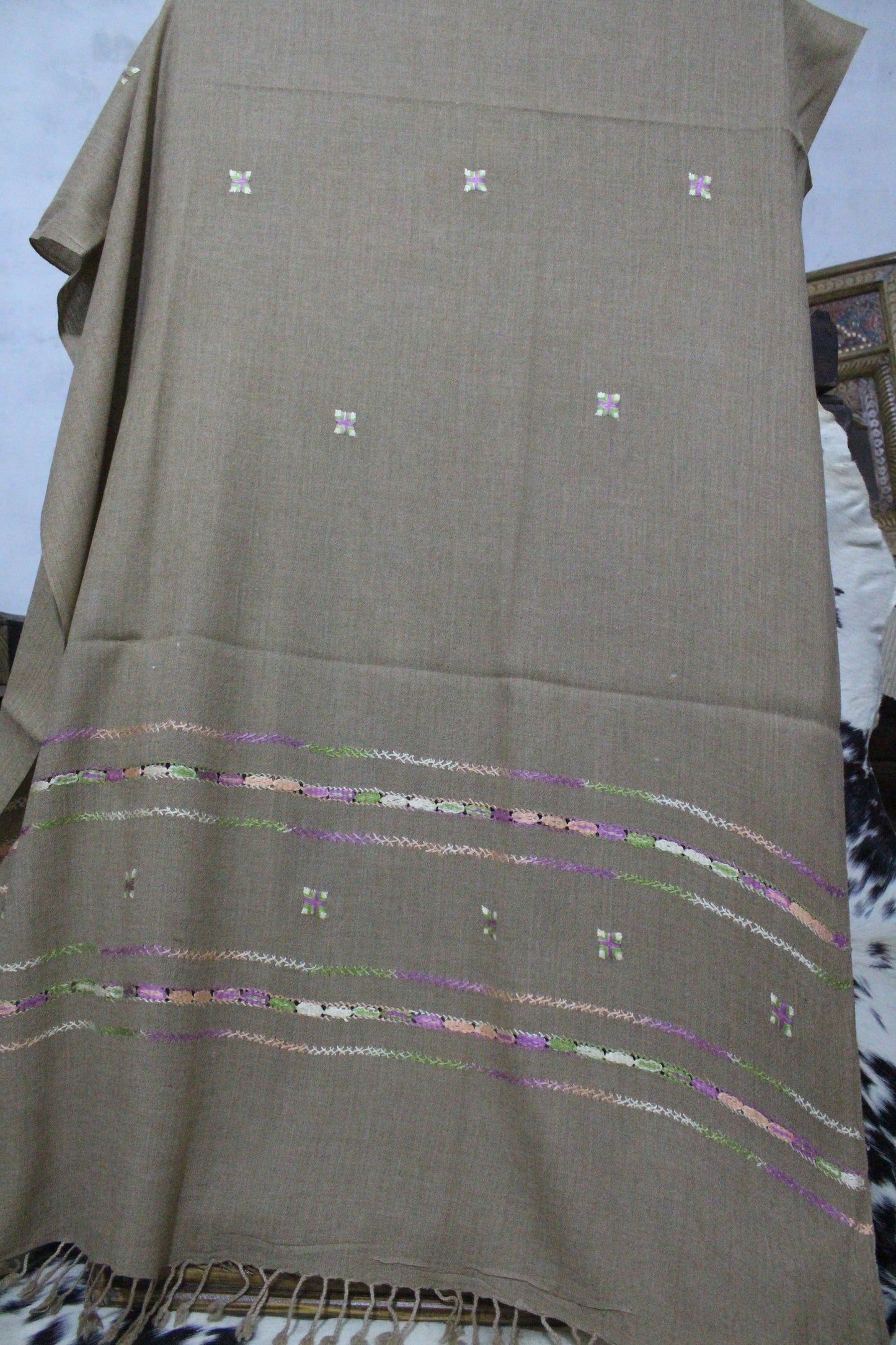 Swati Embroidery Wool Brown