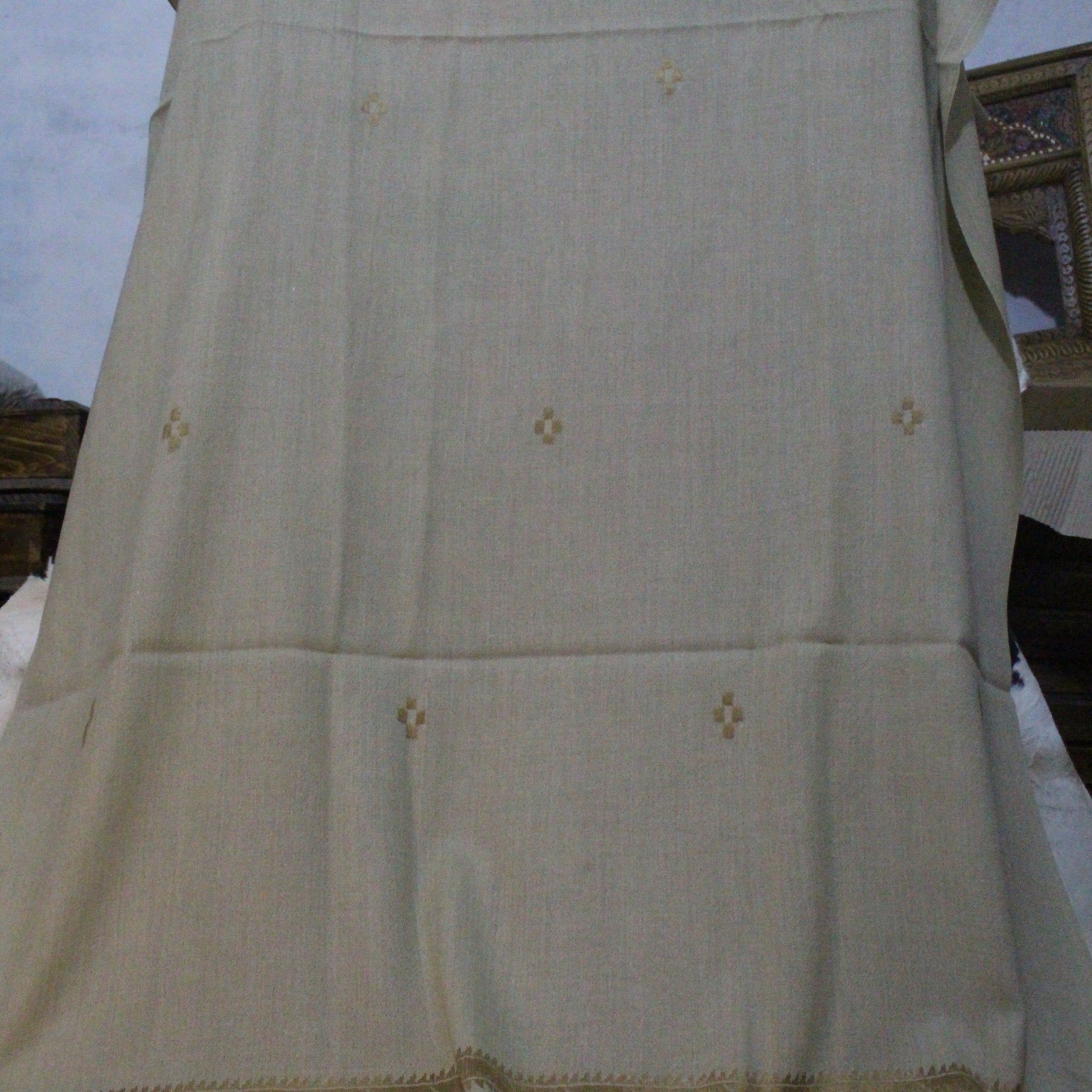 Swati Embroidery Wool Ac