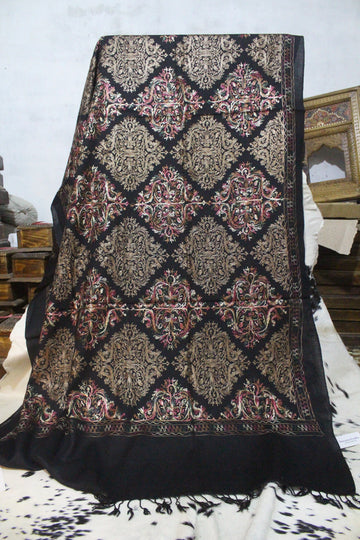 Swati Embroidery Wool Black AN