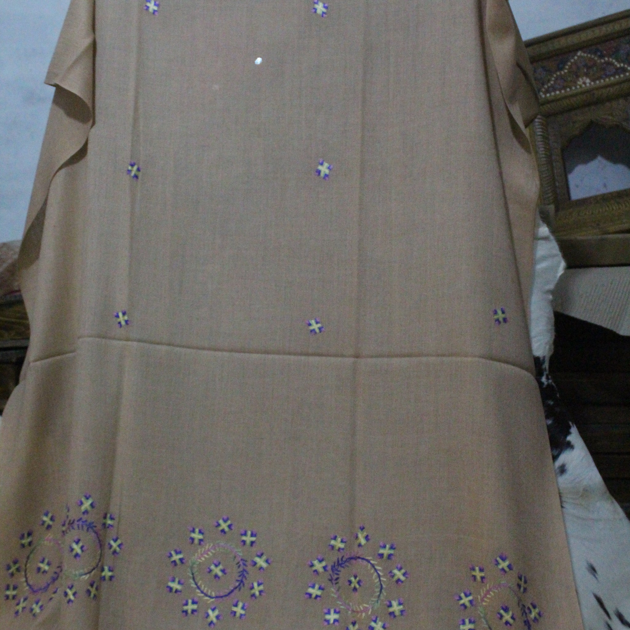 Swati Embroidery Wool Brown k