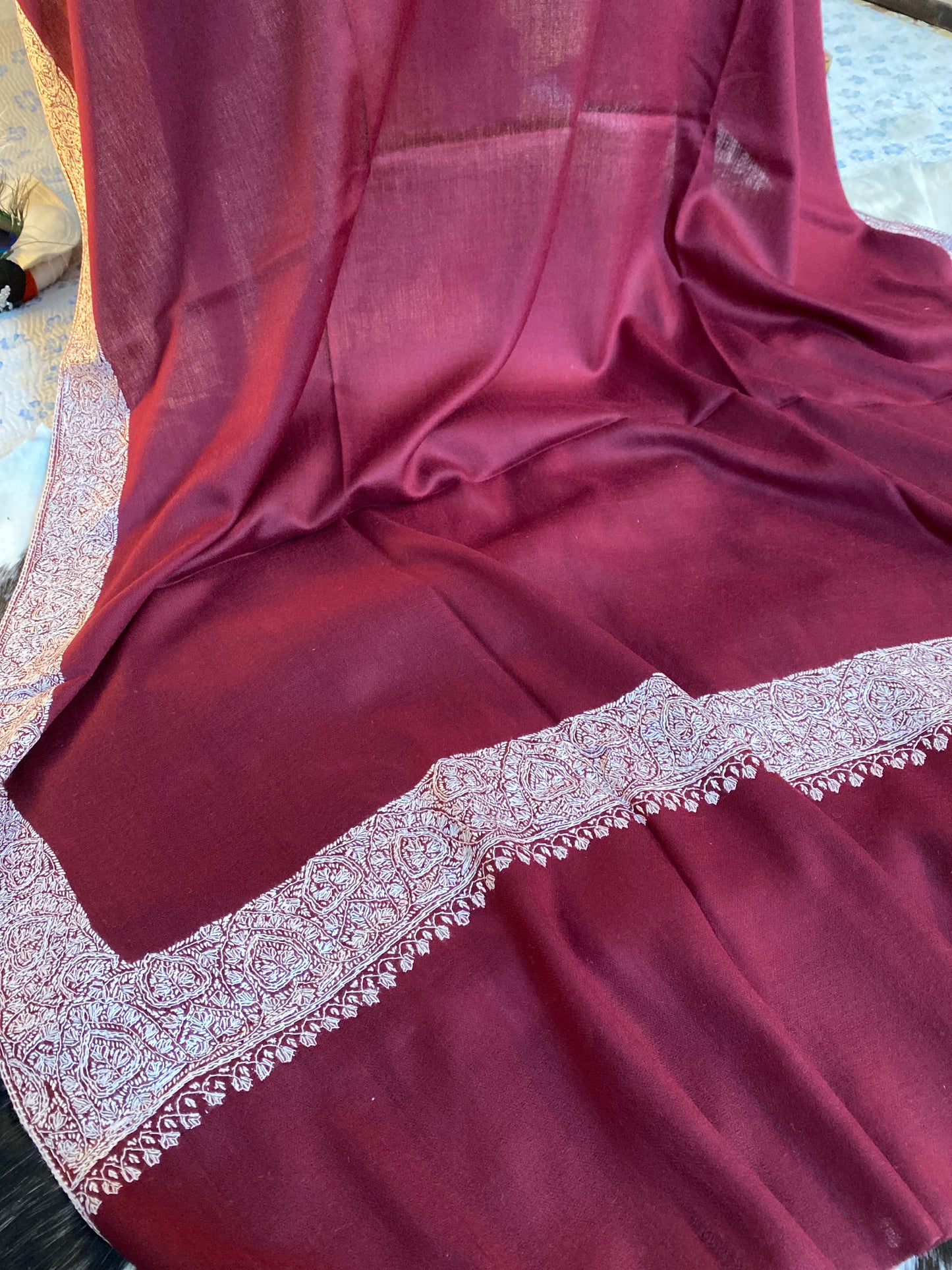 Kashmiri Pashmina Sui Jal Mahroon