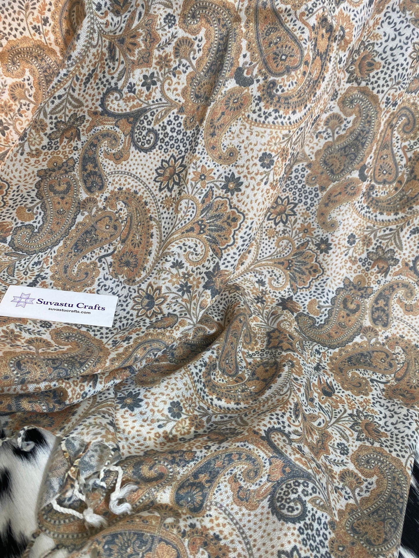 Swati Print Wool Half White G