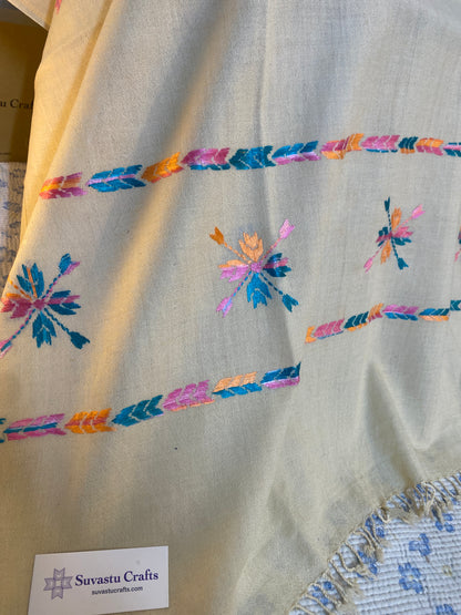 Swati Embroidery Wool Creamy CM
