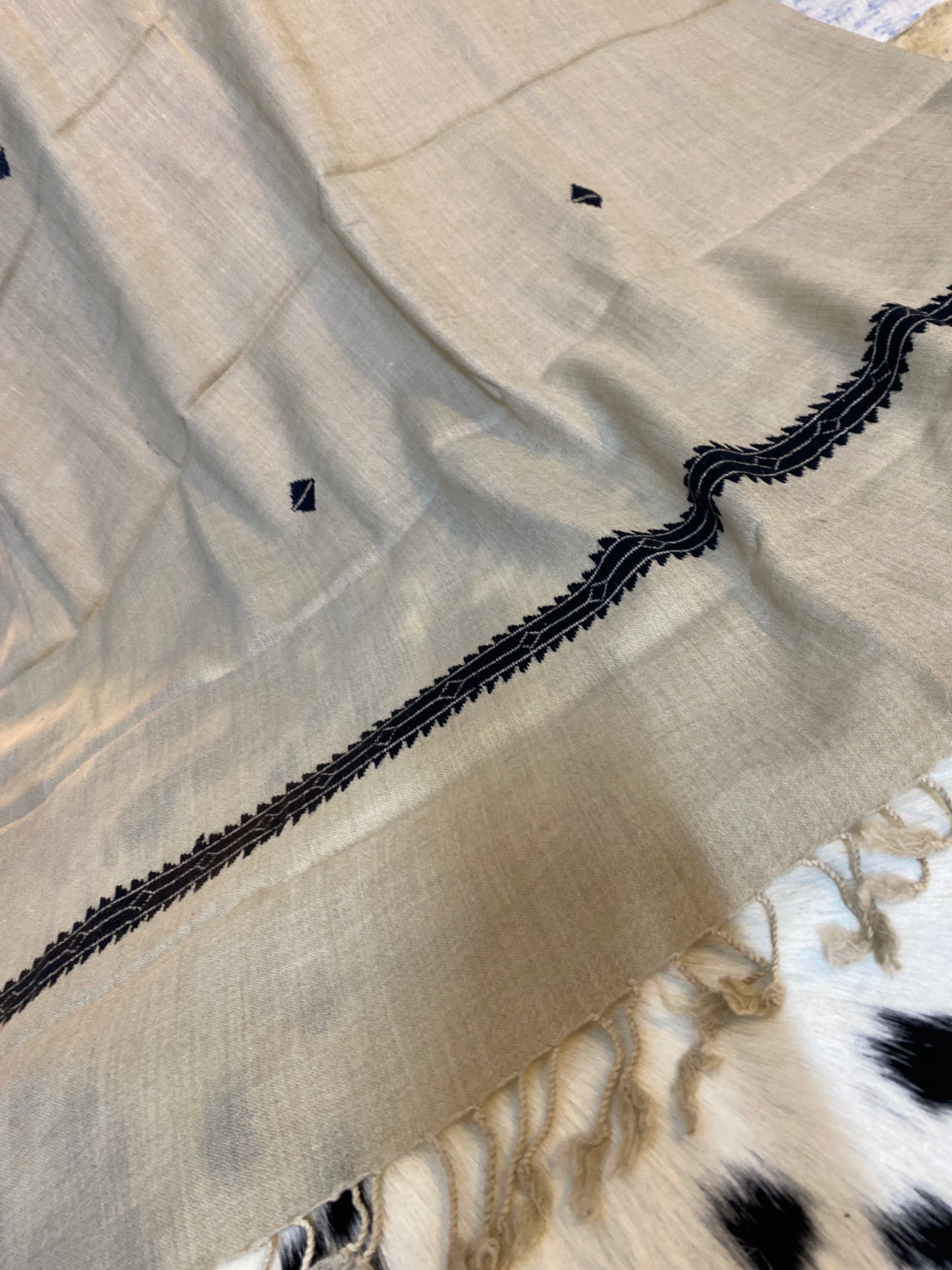 Swati Embroidery Wool Brown PB