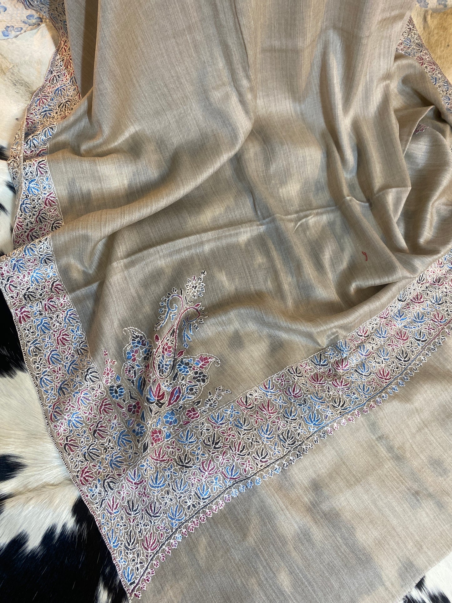 Kashmiri Pashmina Jamawar Gray 4 Border