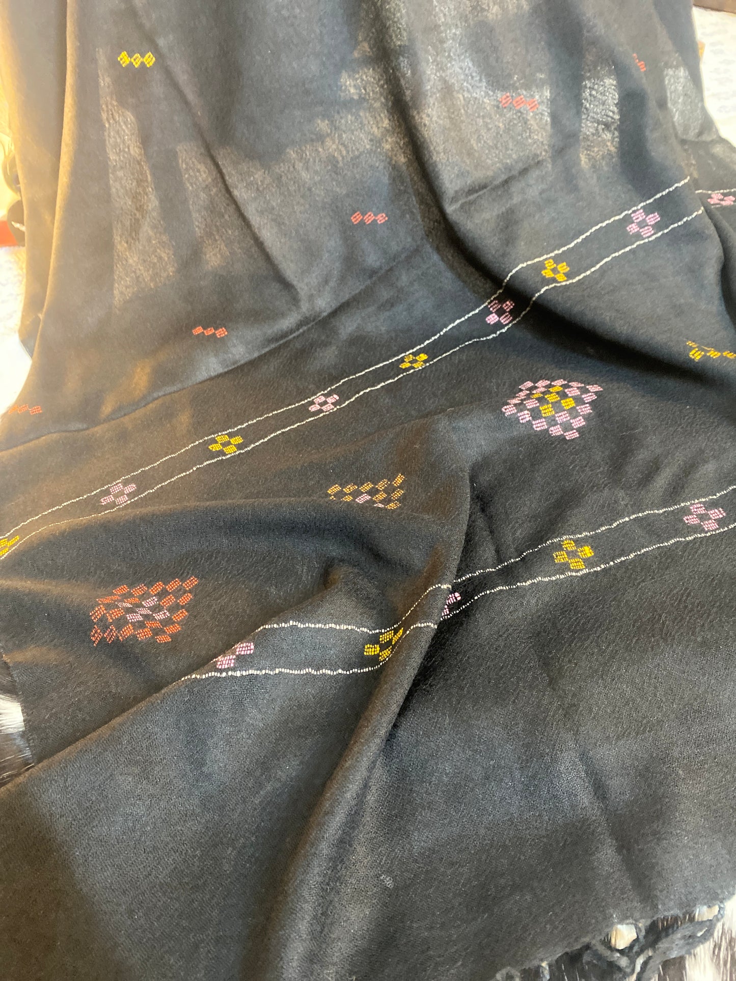 Swati Hand Kadhi Black B