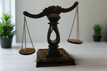 Hand Carving Scale