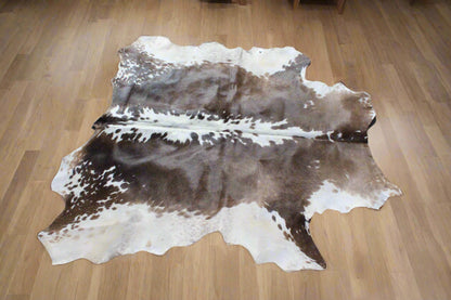 Cow Hide Rug 5x4.5 fts