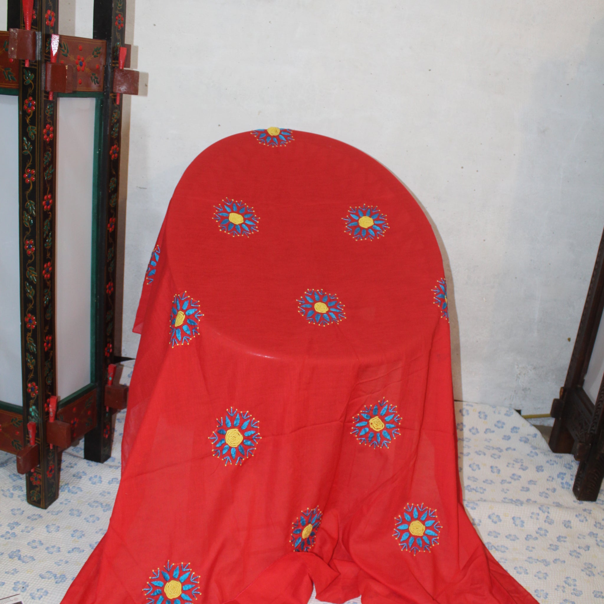 Summer Swiss Shawl Red