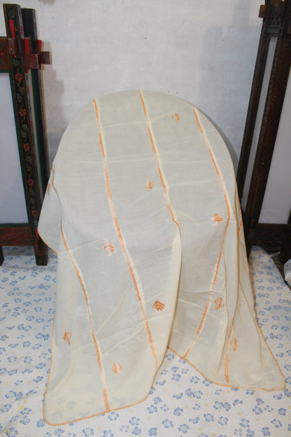 Summer Swiss Shawl Light Cream