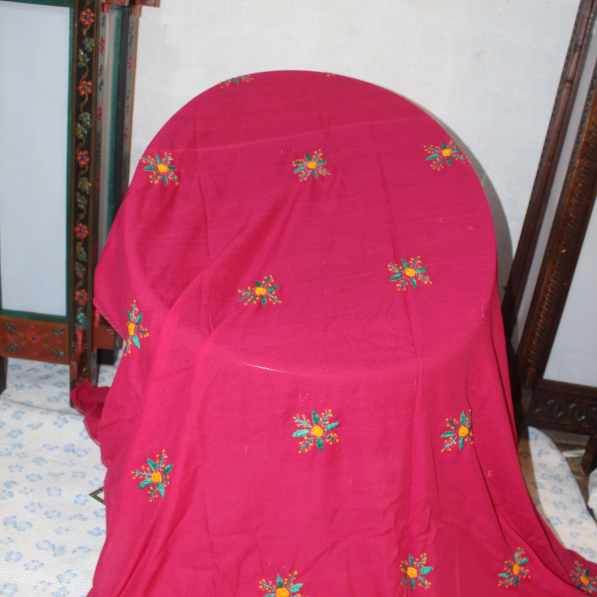 Summer Swiss Shawl Pink A