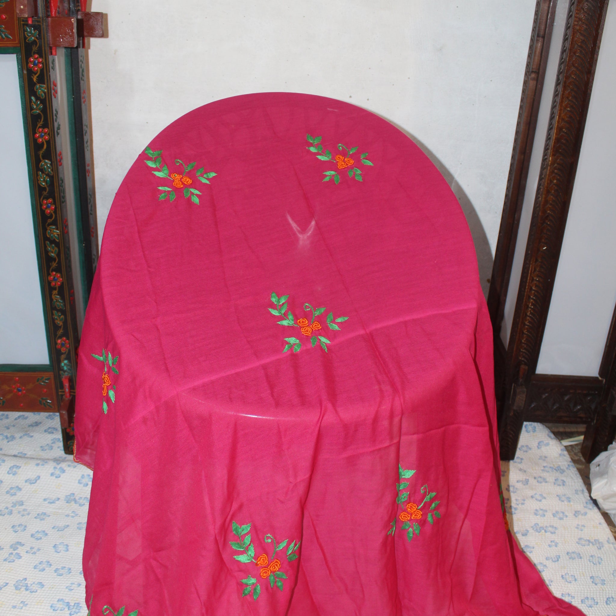 Summer Swiss Shawl Pink